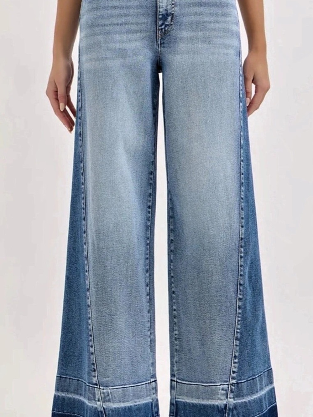 OAT High Rise Wide Leg Wide Leg Jeans in Blue Size 4 NWT